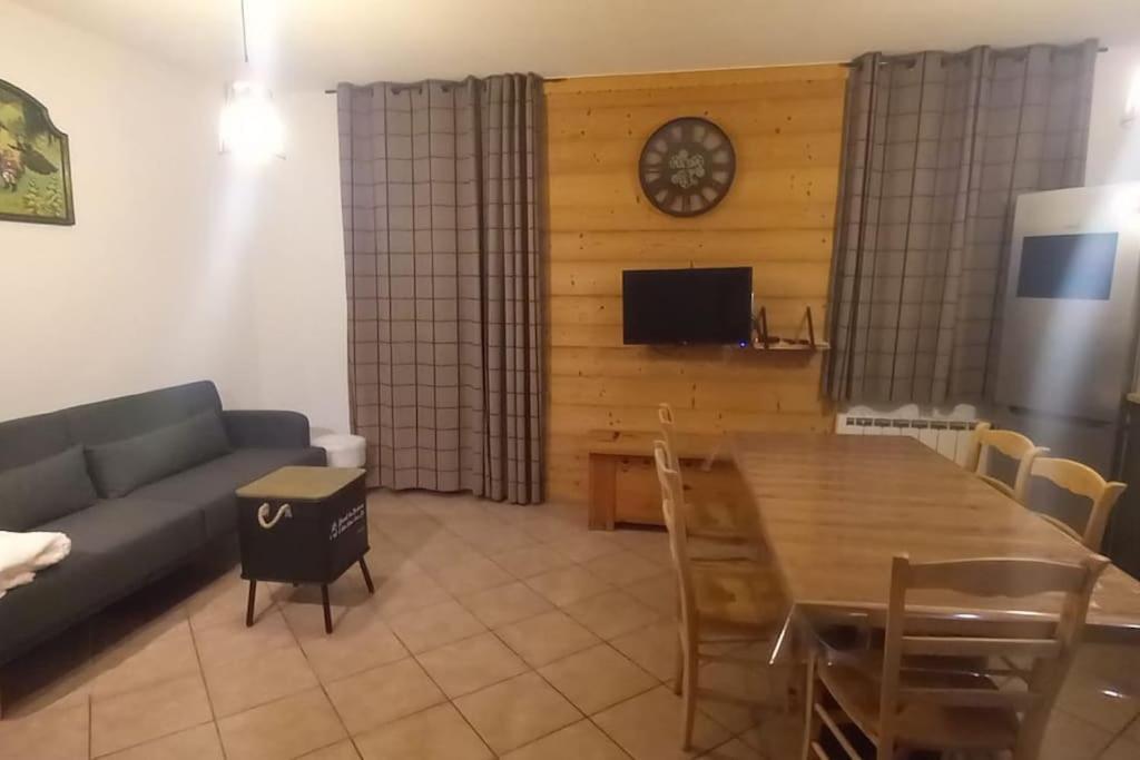 Le Gite Du Val Флюме Экстерьер фото